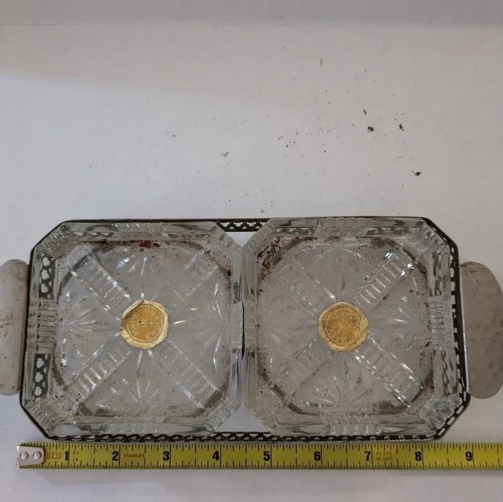 Vintage server dish/tray silver tone made in england. Removable dishes from tray